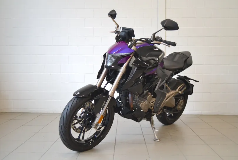 Zontes 310 R1, Usagé, Suisse, Camorino
