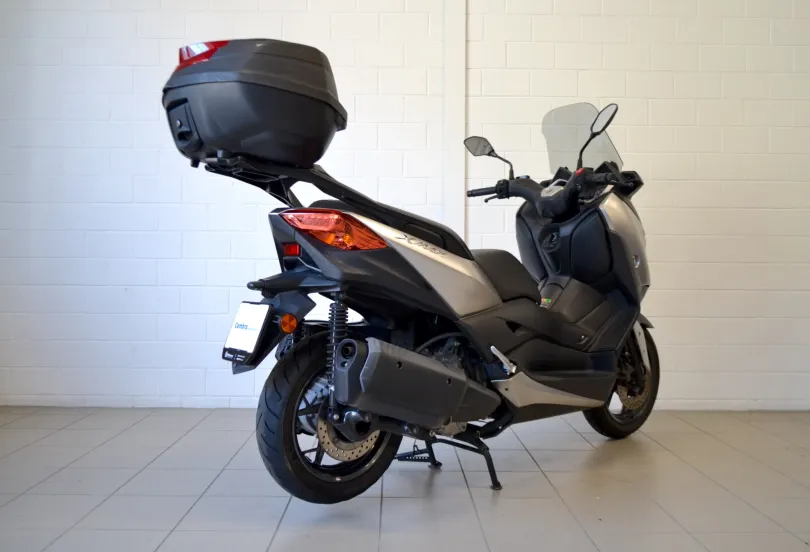 YAMAHA X-Max CZD 300 ABS, Usato, Svizzera, Camorino