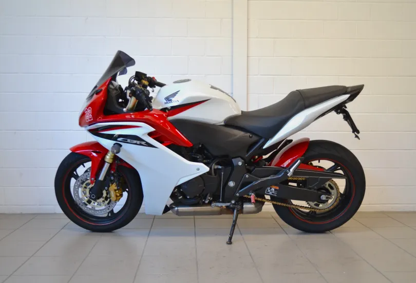 HONDA CBR 600 FA, Usato, Svizzera, Camorino