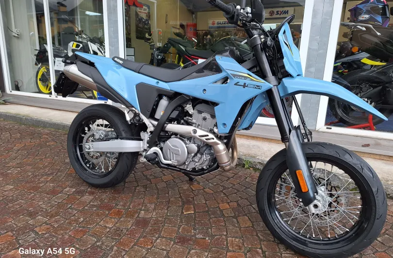 SUZUKI 400 SUPERMOTARD NOVITA', New, Switzerland, Giubiasco