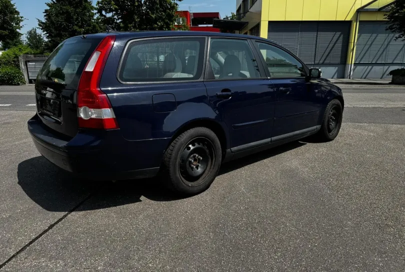 VOLVO V50 2.4I, Usagé, Suisse, Hunenberg