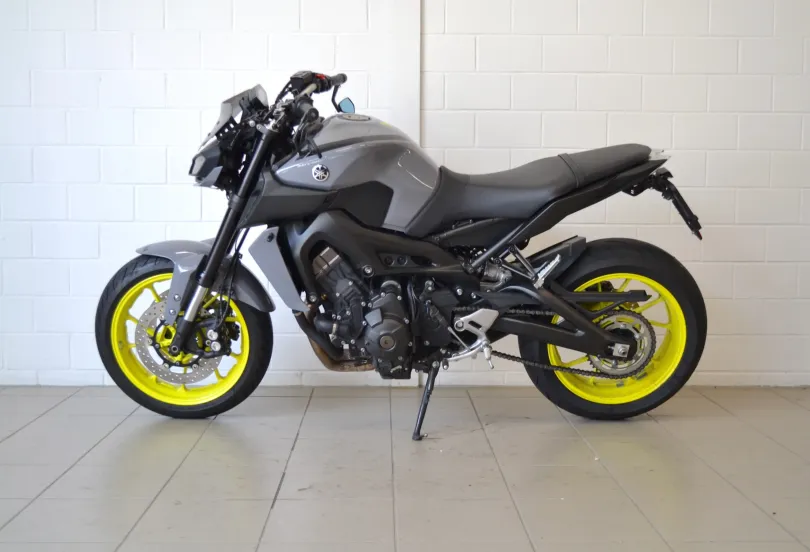 Yamaha MT 09, Usato, Svizzera, Camorino