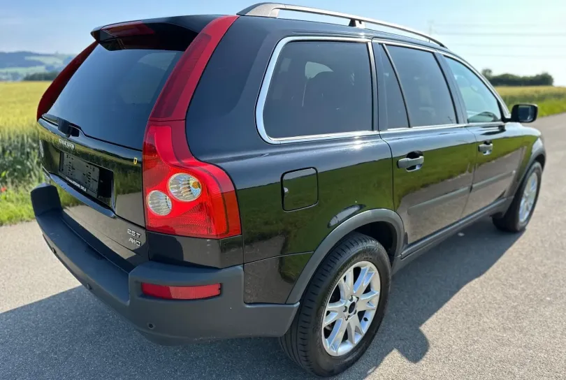 VOLVO XC90 2.5T AWD Momentum, Usato, Svizzera, Hunenberg