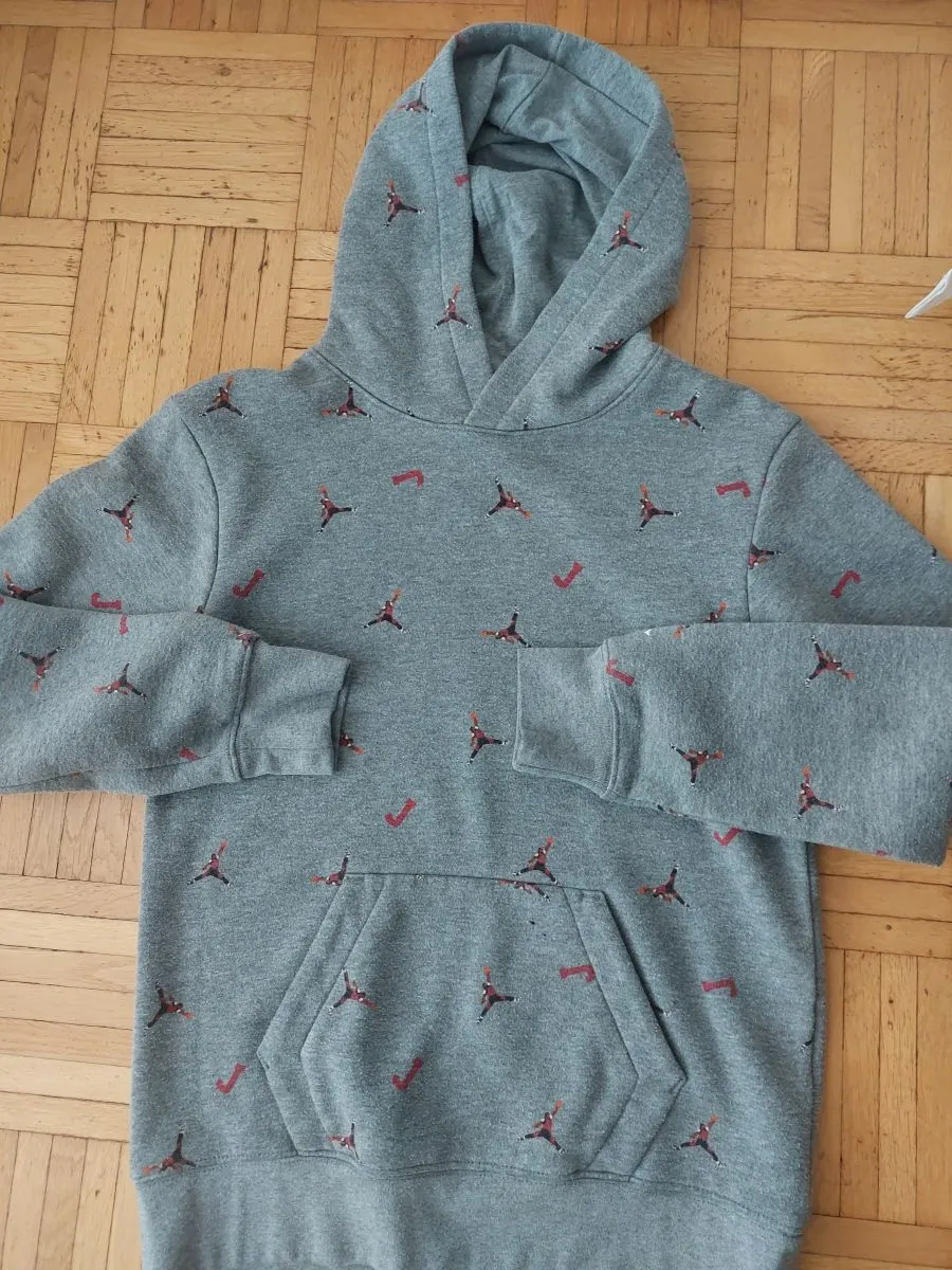 Jordan Hoodie, Svizzera, Wetzikon