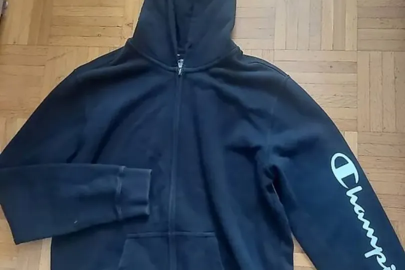 Champion Hoodie, Suisse, Wetzikon