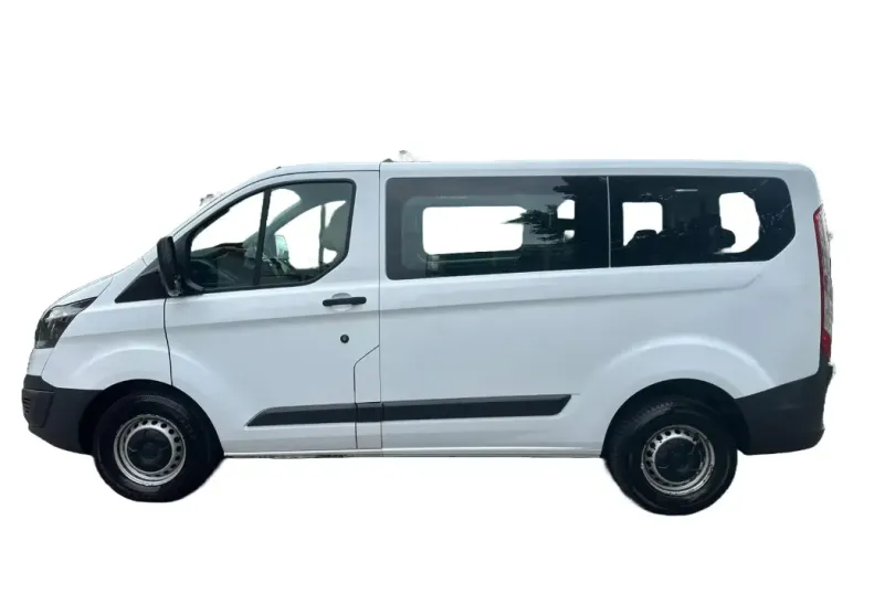 Ford Transit Custom Personentransport (9 Plätze), 30,00 CHF, Switzerland, Hunenberg