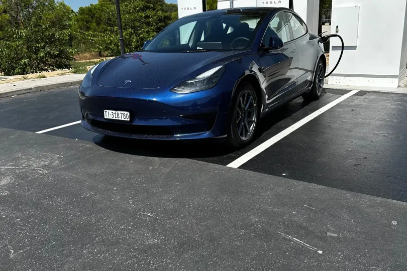 TESLA MODEL 3 STANDARD RANGE , Usato