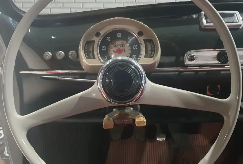 Fiat 750 D veicolo d'epoca , Usagé, Suisse, Mendrisio