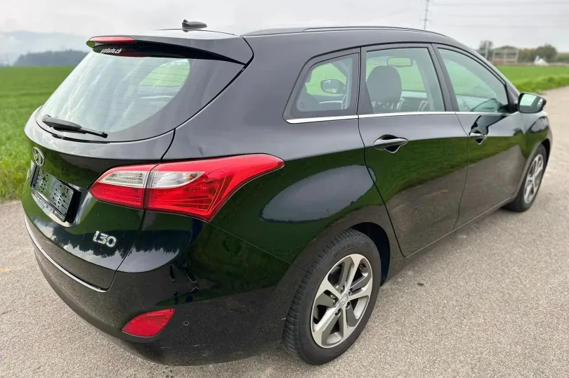 HYUNDAI i30 Wagon 1.6 CRDi Plena Automatic DCT, Gebraucht, Schweiz, Hunenberg