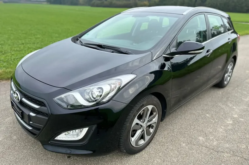 HYUNDAI i30 Wagon 1.6 CRDi Plena Automatic DCT, Gebraucht, Schweiz, Hunenberg