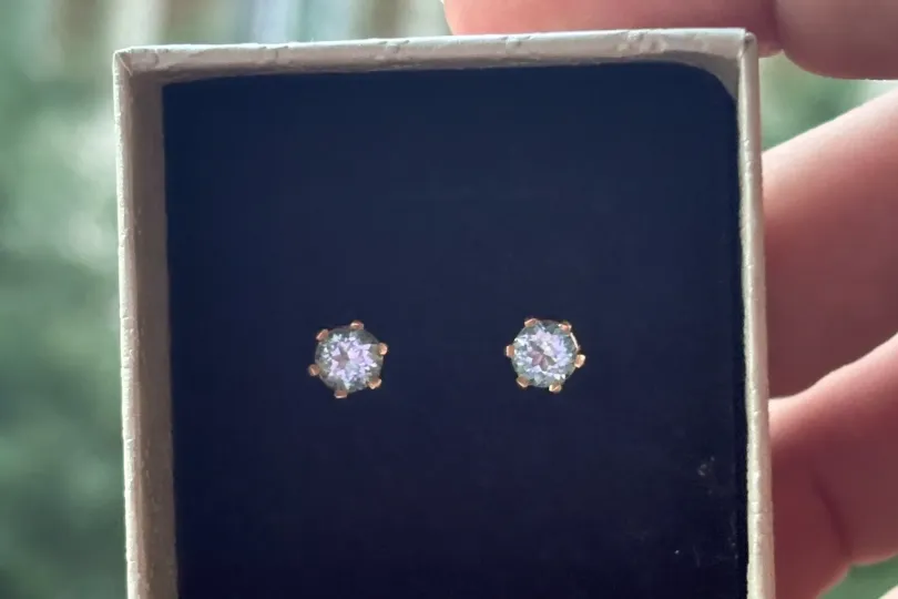 Luxuriöse Gold 585 Ohrstecker mit London Blue Topa, Switzerland, Schaffhausen