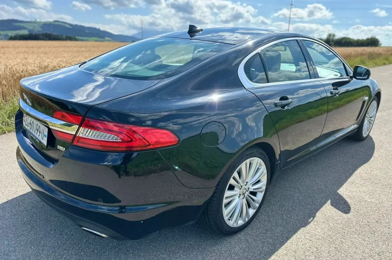 JAGUAR XF 3.0 V6 S/C Premium Luxury 4x4, Usagé, Suisse, Hunenberg