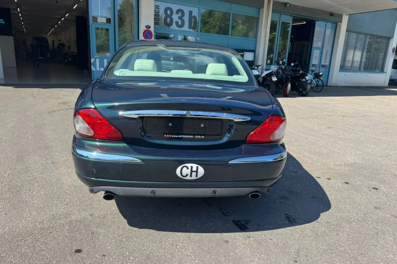 JAGUAR X-Type 3.0 V6 Traction4 Executive, Used, Switzerland, Hunenberg