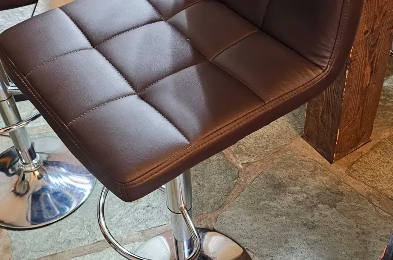 Barstuhl, Suisse, Oberarth