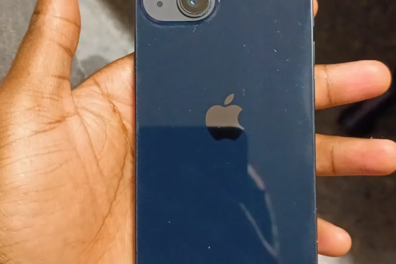 Iphone 13 128Gob , Capacité  Batterie 97%, Schweiz, Neuchatel