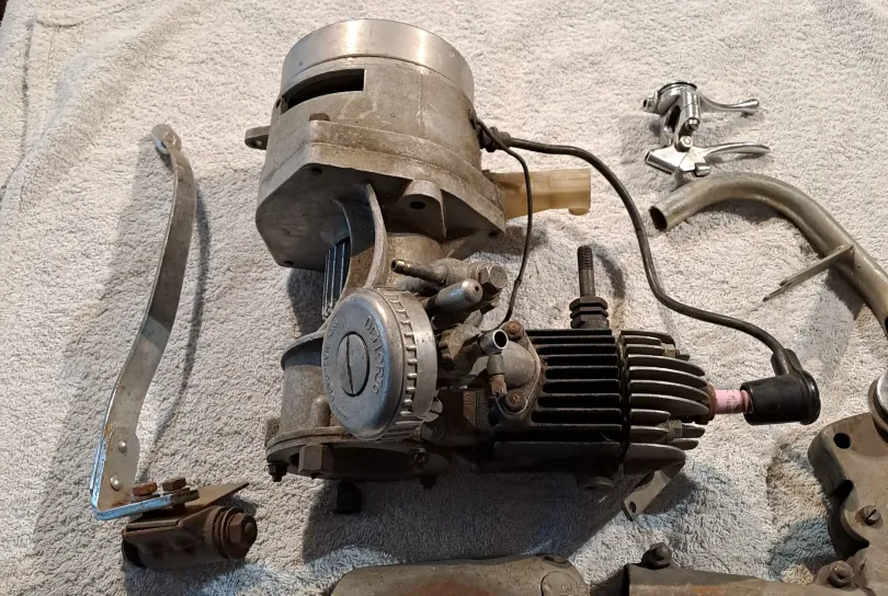 Motore a rullo Bianchi Aquilotto 2 marce , Suisse, Riva San Vitale