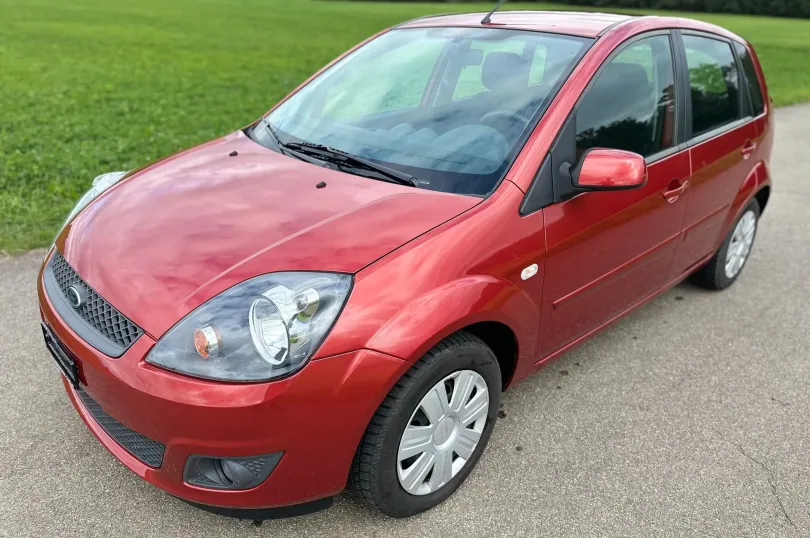 FORD Fiesta 1.4 16V Ambiente, Usato, Svizzera, Hunenberg