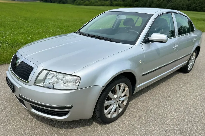 SKODA Superb 2.8 V6 Elegance, Usato, Svizzera, Hunenberg