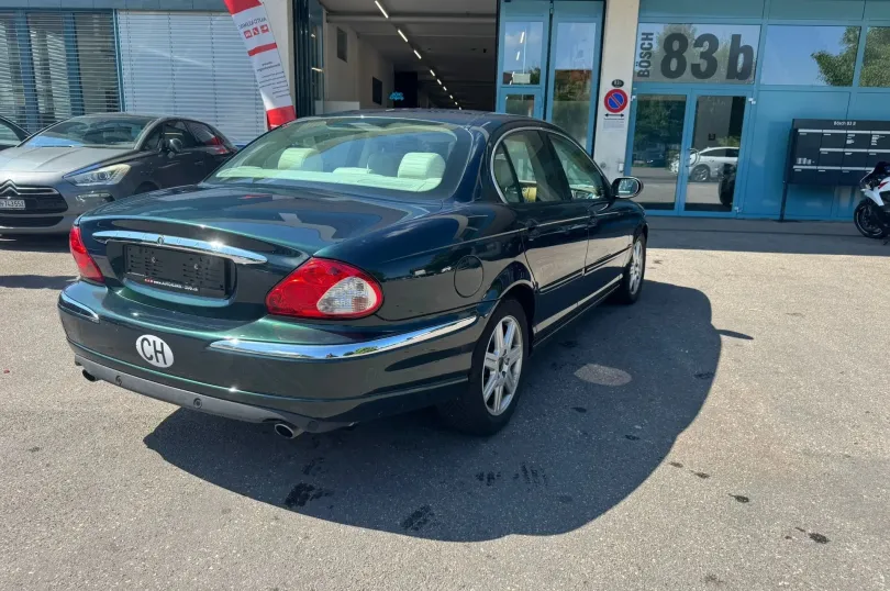 JAGUAR X-Type 3.0 V6 Traction4 Executive, Gebraucht, Schweiz, Hunenberg