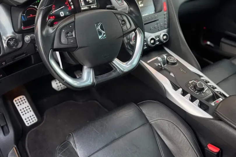 Citroen Ds5 2014 Hybrid 4x4 full optional , Gebraucht