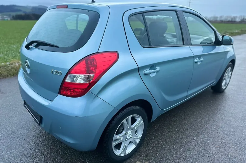 HYUNDAI i20 1.4 Style Automatic, Usato, Svizzera, Hunenberg