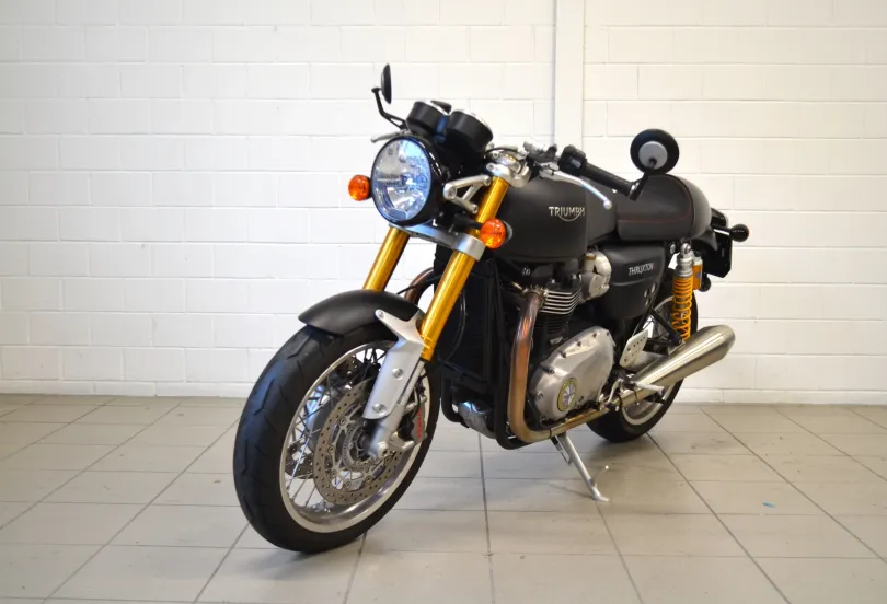 TRIUMPH Thruxton R 1200 i ABS, Used, Switzerland, Camorino
