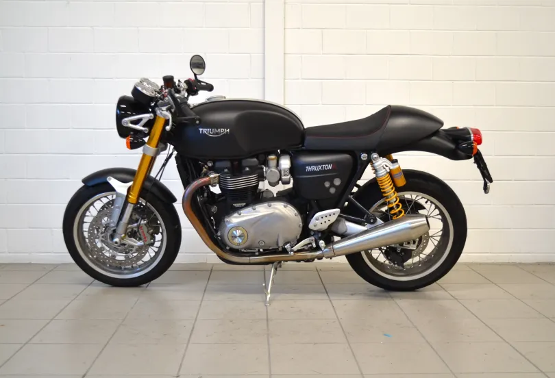TRIUMPH Thruxton R 1200 i ABS, Used, Switzerland, Camorino