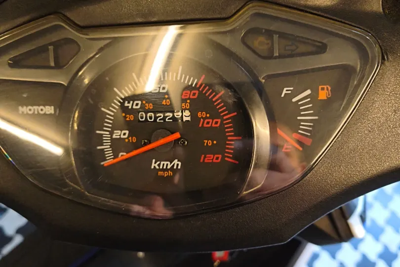 Motobi f22 125, Usagé, Suisse, Viganello