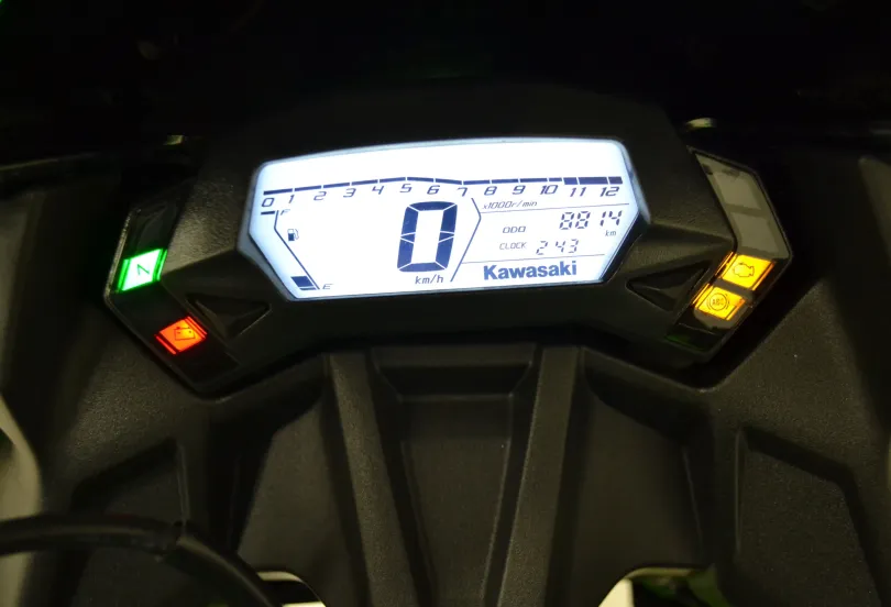 KAWASAKI Ninja 125, Usato, Svizzera, Camorino