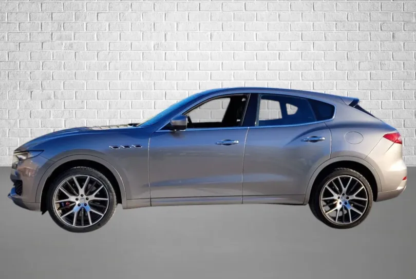 Maserati Levante , Usagé, Suisse, Mendrisio