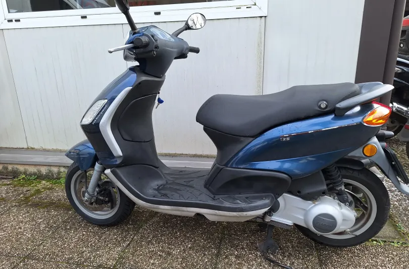 PIaggio Fly 125, Usato, Svizzera, Giubiasco