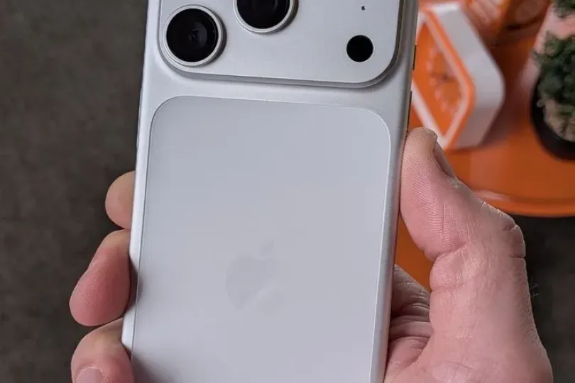 iPhone 17 pro max 250, Svizzera, Aathal