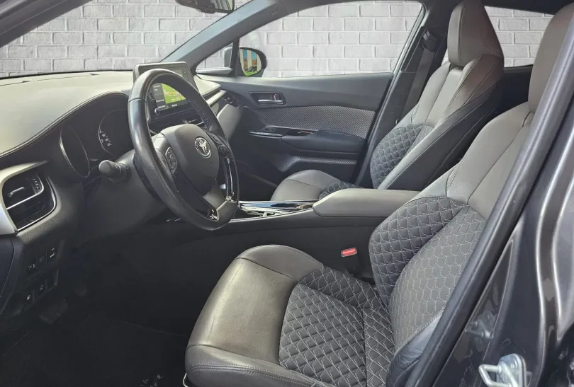 Toyota C-HR, Usato, Svizzera, Mendrisio