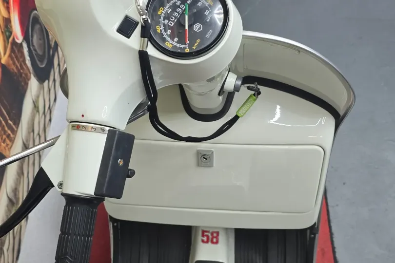 Vespa P125E, Gebraucht, Schweiz, Bellinzona