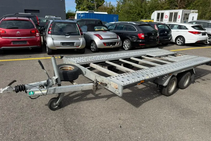 HUMBAUR 2.7T Autotransporter HT2500, Usato, Svizzera, Hunenberg