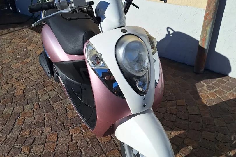 SYM MIO 100, Usagé, Suisse, Giubiasco