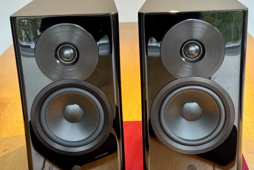 Diffusori attivi Dynaudio Focus 10 All-in-One, Switzerland, Lugano