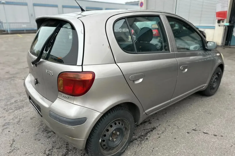 TOYOTA Yaris 1.3 Linea Luna, Usato, Svizzera, Hunenberg