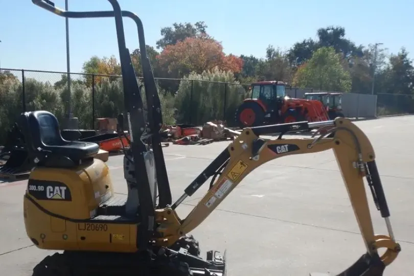 2016 Caterpillar 300.9D Minibagger, Usato, Svizzera, Zurich